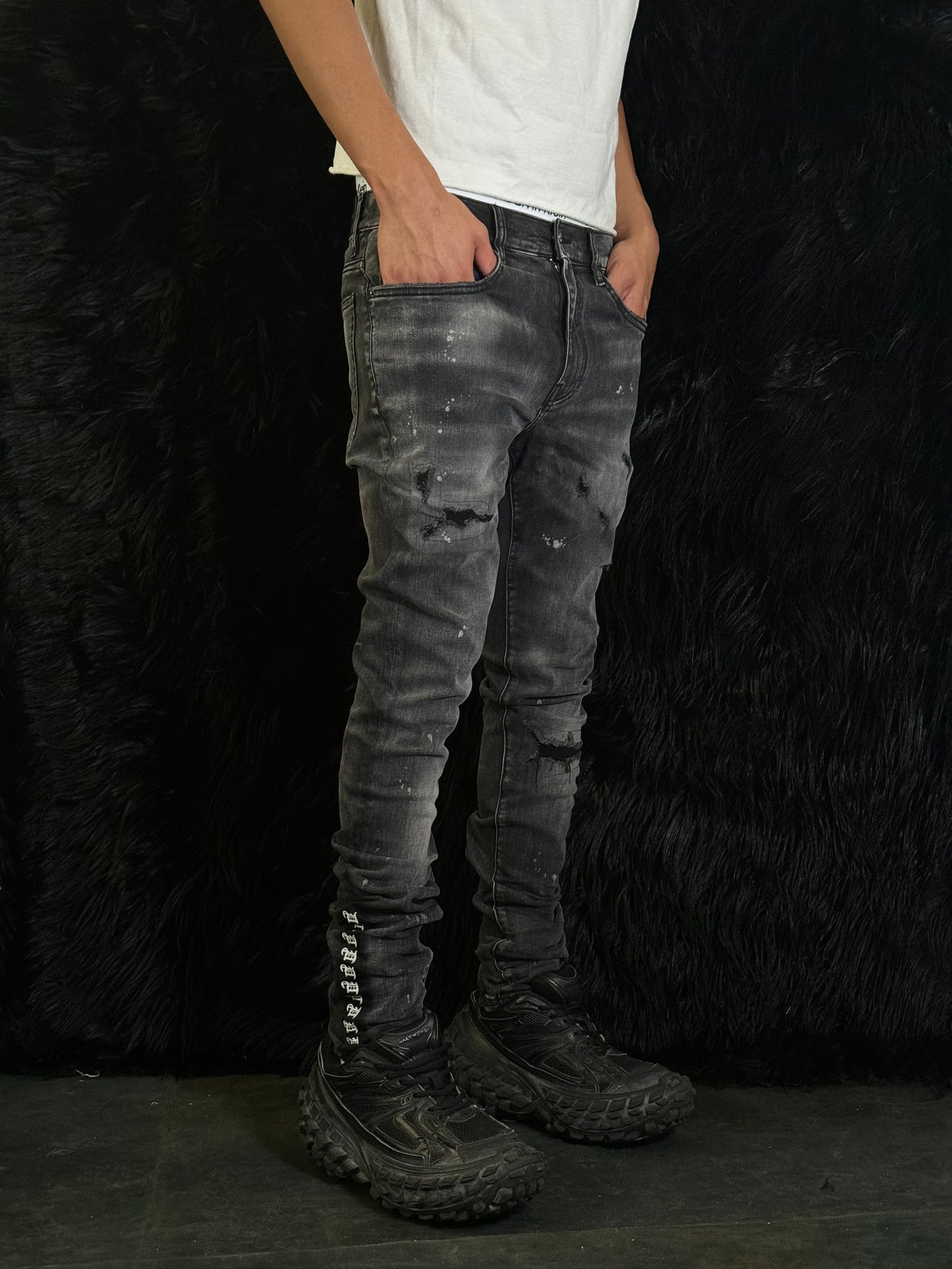 Lead Jean